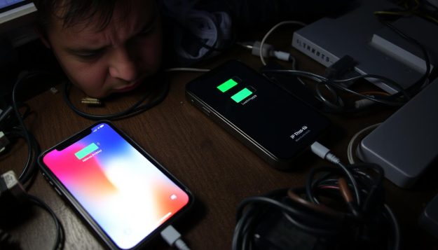mon iphone x ne charge plus mais détecte le chargeur