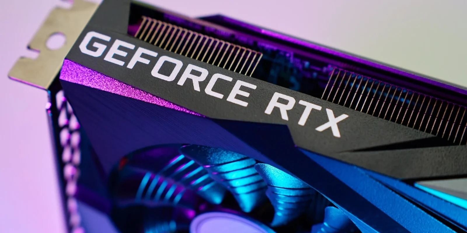 Refroidir une RTX 3060 Refroidir une RTX 3060 avec une machine à glaçons : l’expérience folle