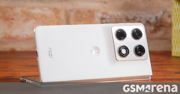 Motorola Razr 2024 : notre analyse complète du smartphone pliable qui défie la concurrence