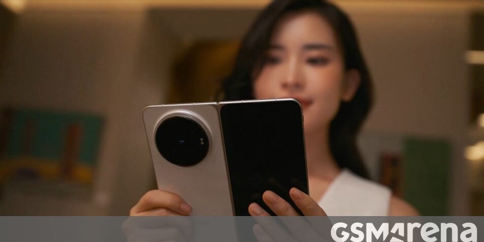 Découvrez les nouvelles teintes du vivo X Fold6 dans sa dernière bande-annonce Découvrez les nouvelles teintes du vivo X Fold6 dans sa dernière bande-annonce