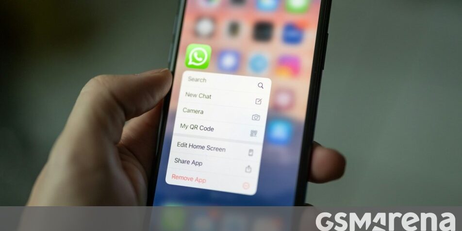 WhatsApp rétablit l’accès à ChatGPT en Europe après l’intervention de la Commission européenne WhatsApp rétablit l'accès à ChatGPT en Europe après l'intervention de la Commission européenne