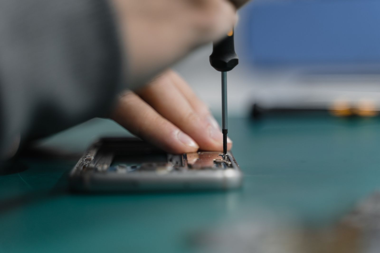Reparation et remplacement de batterie de smartphone